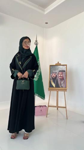 عبايه اليوم الوطني