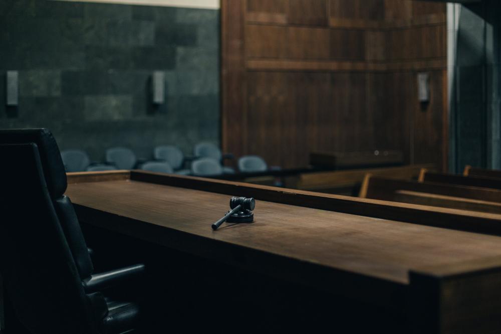 حقوق الأفراد في القضايا الجنائية بالسعودية: كيف تحمي نفسك قانونياً