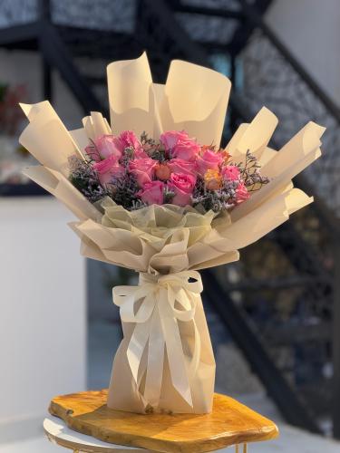 باقة ورد مكس جوري مع بيبي روز