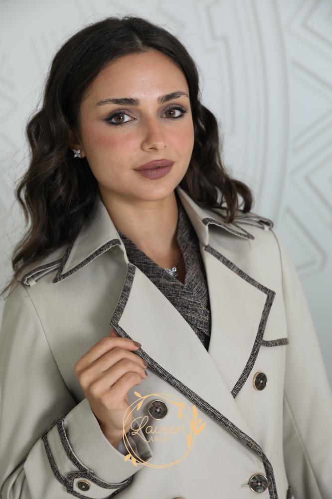 عباية بليزر LA197