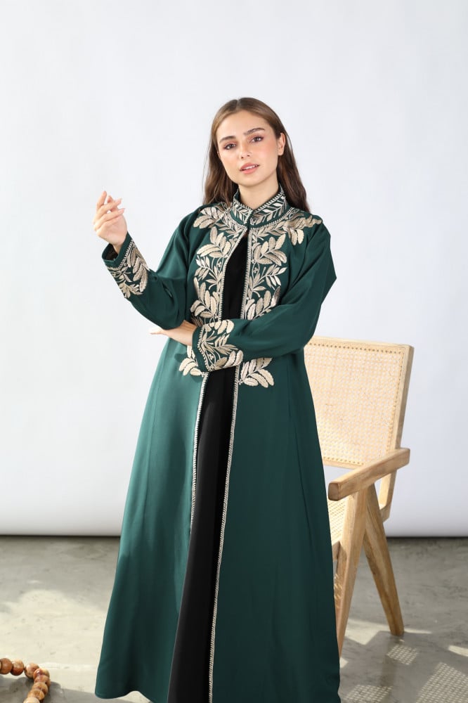 عباية مطرزة LA45