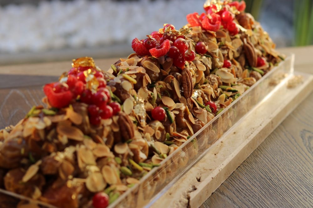 صينية رخام بصندوق اكريلك