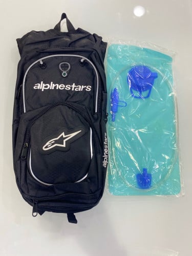 شنطة ظهر ( قربة ماء )