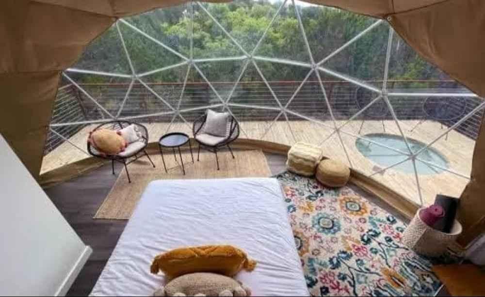 القباب الجيوديسية… الحل الذكي للمشاريع السياحية والفعاليات الحديثة