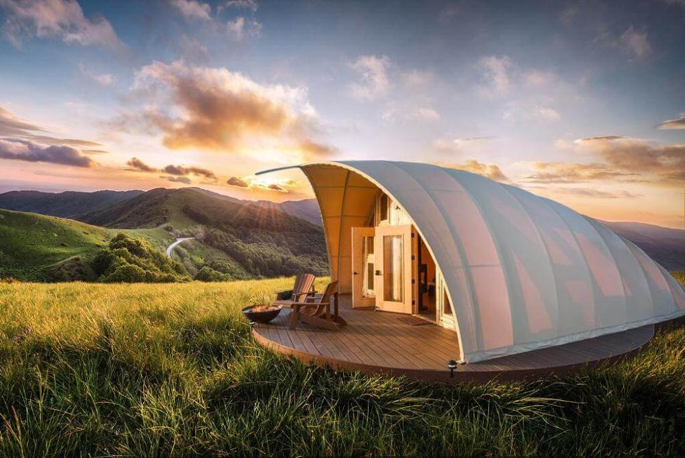 Shell hotel tent