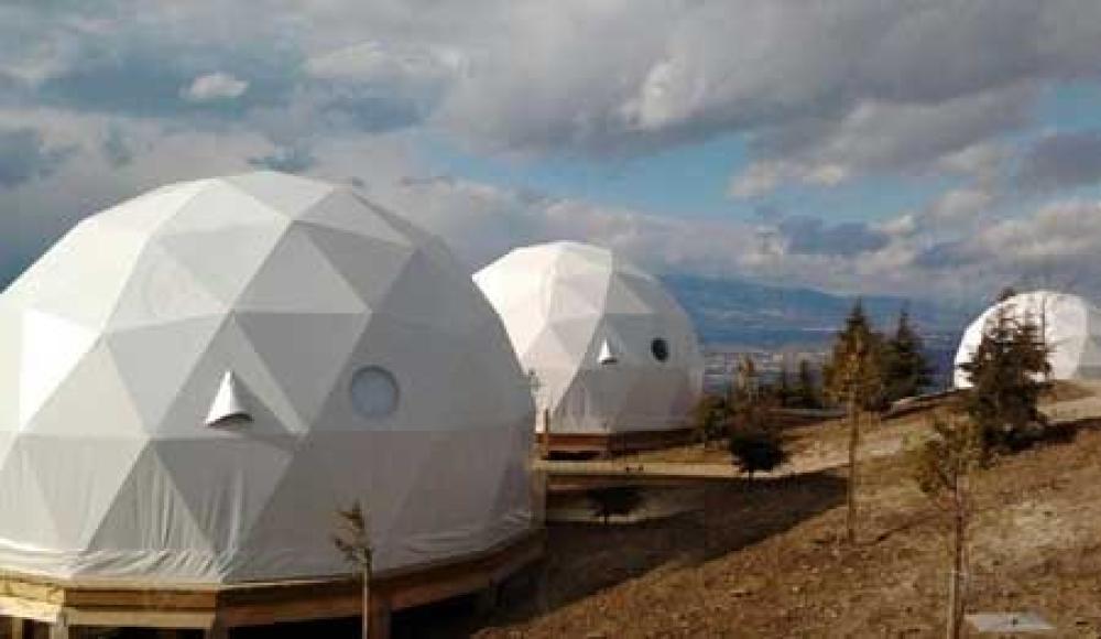 القباب الجيوديسية – مستقبل المساحات الذكية والمشاريع السياحية الفاخرة