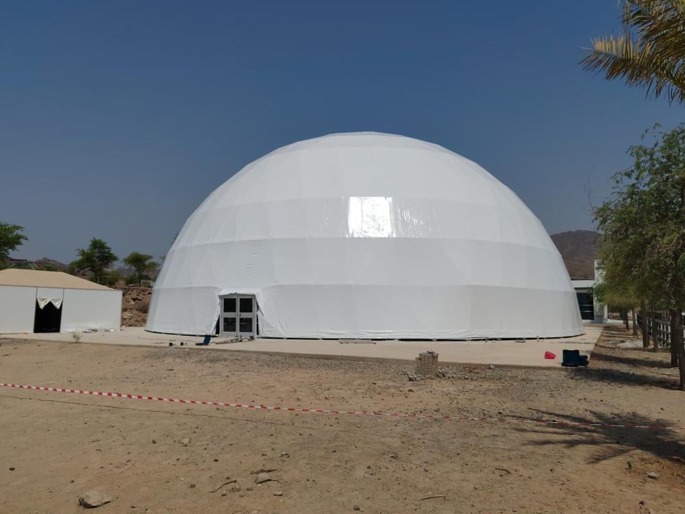 تأجير الخيام الأوروبية من NEOM TENTS: رفاهية وأناقة في قلب الطبيعة