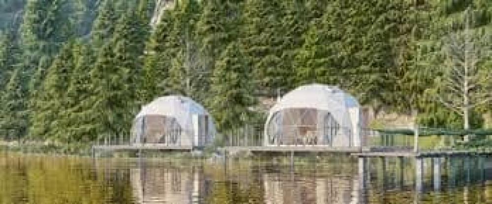 القباب الجيوديسية في نيوم – مستقبل العمارة الفاخرة والابتكار