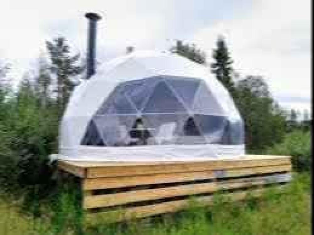 الخيام والقباب الجيوديسية – هندسة مبتكرة ومساحات مستقبلية تعيد تعريف البناء الخفيف