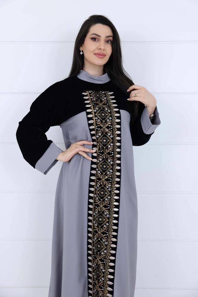 لماذا أصبحت جلابيات آيس كيوب خيار المرأة الأنيقة في 2026؟