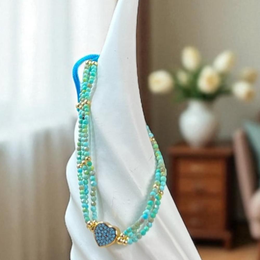 أسورة الفيروز – صفاء الروح ولمسة من الحماية