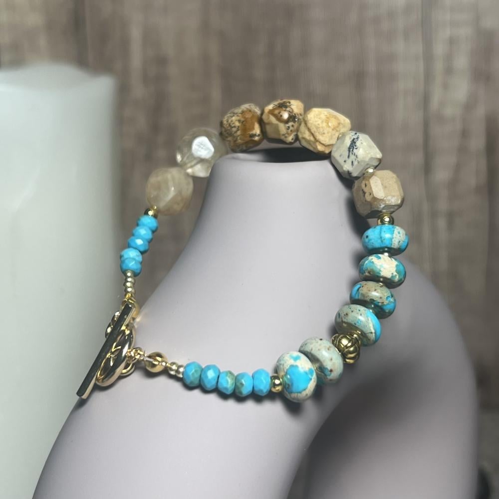 طقم الجاسبر والفيروز والسترين – قوة، حماية، وإشراقة