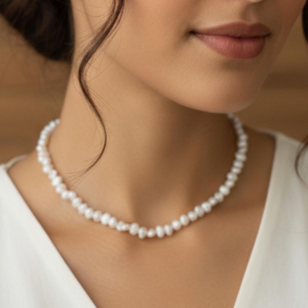 تشوكر لؤلؤ طبيعي أنيق لإضافة لمسة فخمة لكل إطلالة