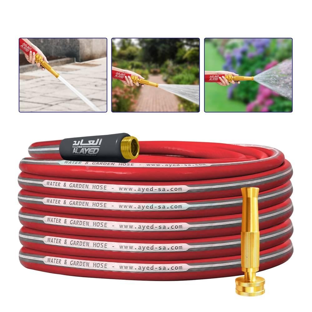 لي ماء وحدائق أخضر