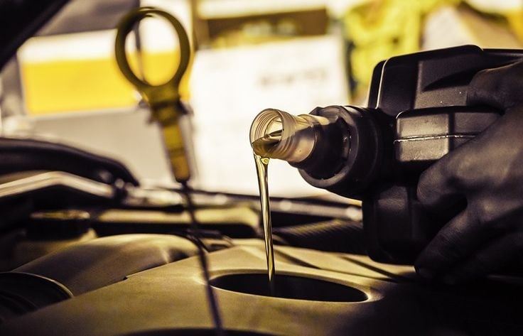 الفرق بين زيت الفرامل DOT3 و DOT4