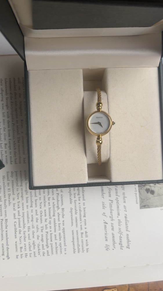vintage gucci watch