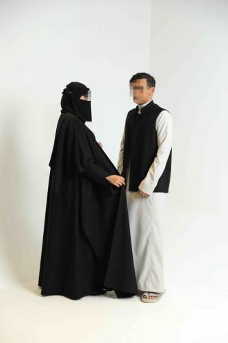 عبايه كتان ثقيل مع طقم سديري