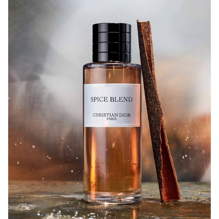 عطر ديور سبايسي بليند أو دو برفيوم 125 مل -  افانتي للعطور