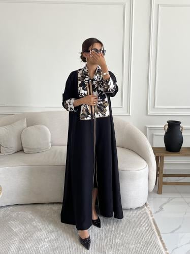 Z135 / قماش كريب وجاكار عالياقة والاكمام