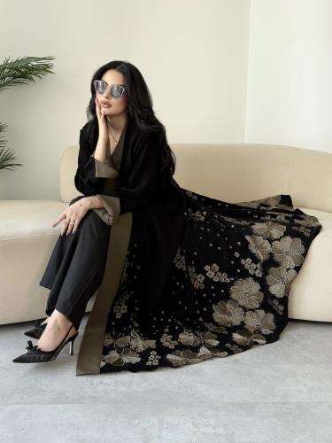 Z303 / قماش كريب وتطريز كمبيوتر ملون مع كرستال امام وخلف