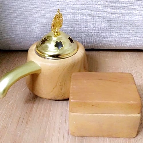 مبخرة وعلبة بخور لون فاخر