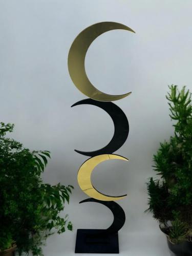 زينة رمضان دهبي واسود بطول 122 cm