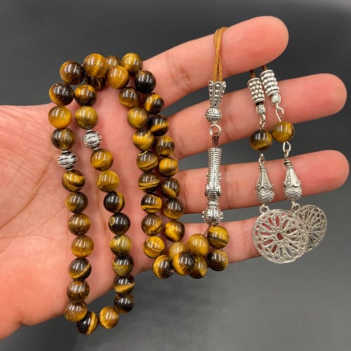 أحجار كريمة (عين النمر)