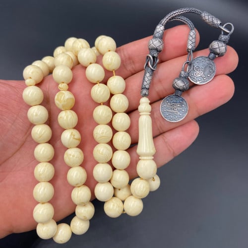 مستكة برائحة خفيفة