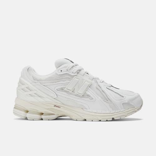 شوز new balance 1906R