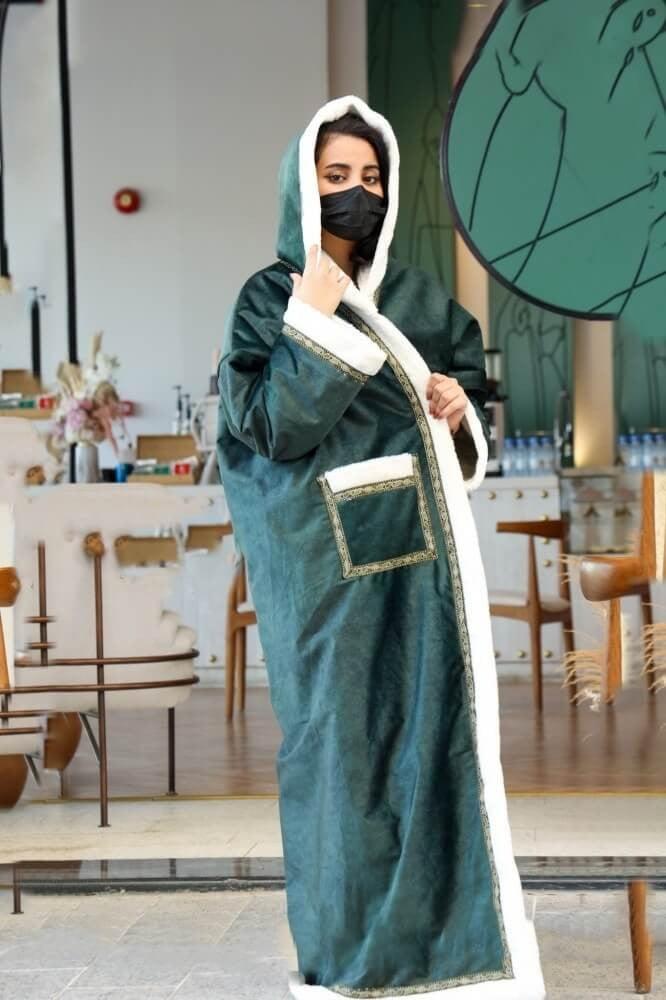 فروة نسائي فخمه من الداخل فرو ناعم