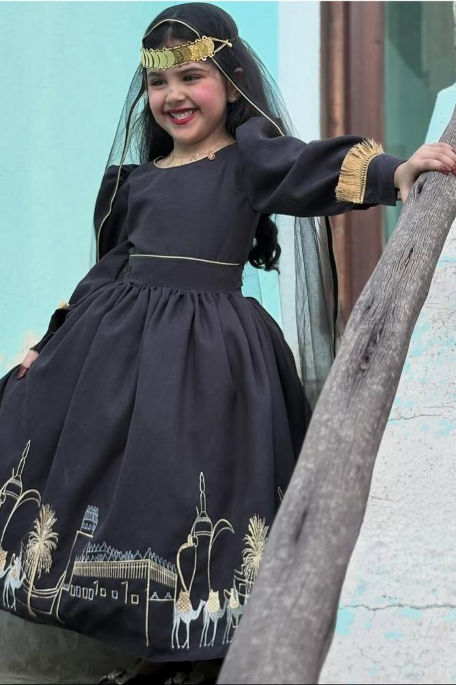 فستان يوم التأسيس جديد وحصري-متجر ريتان