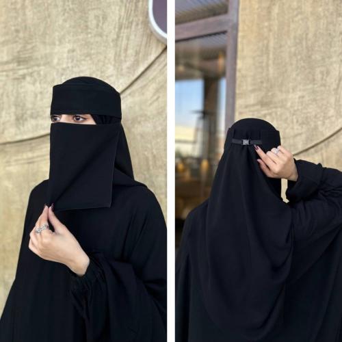 نقاب حرير مشبك وسط