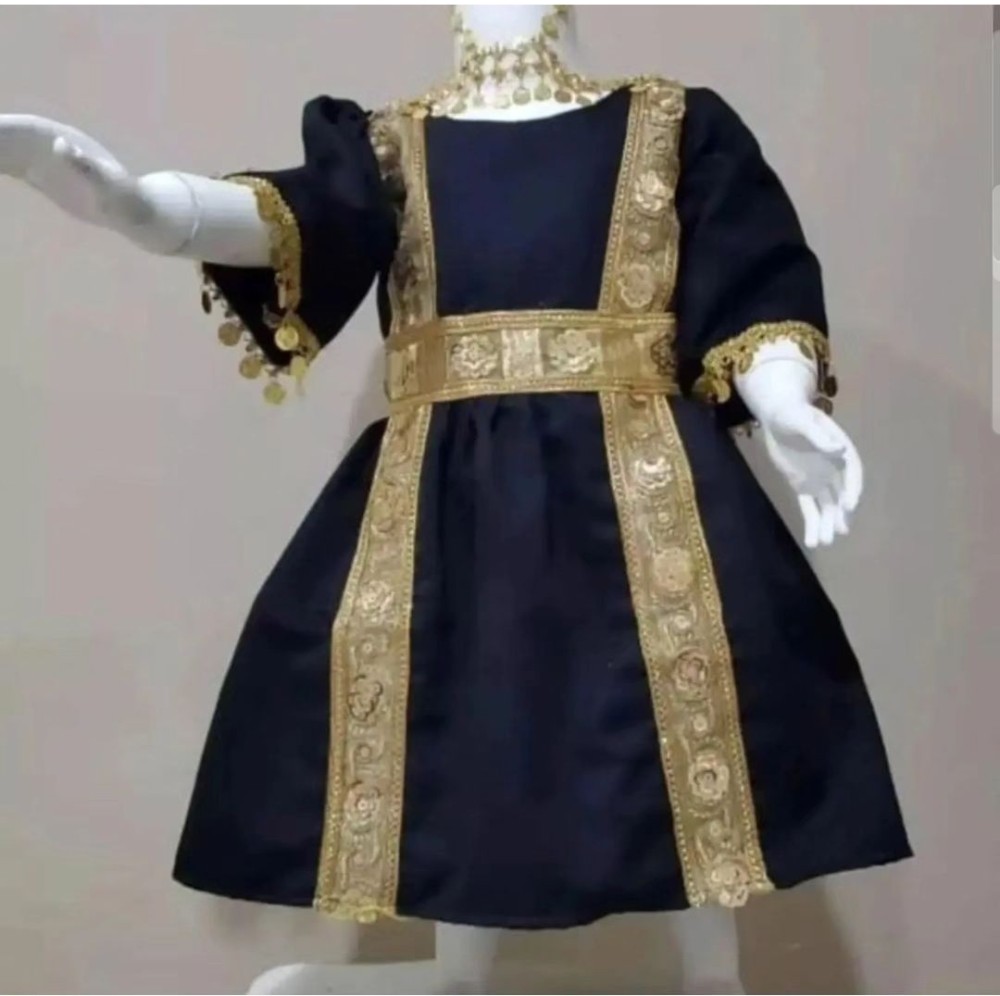 فساتين اليوم الوطني بالاسم حسب الطلب