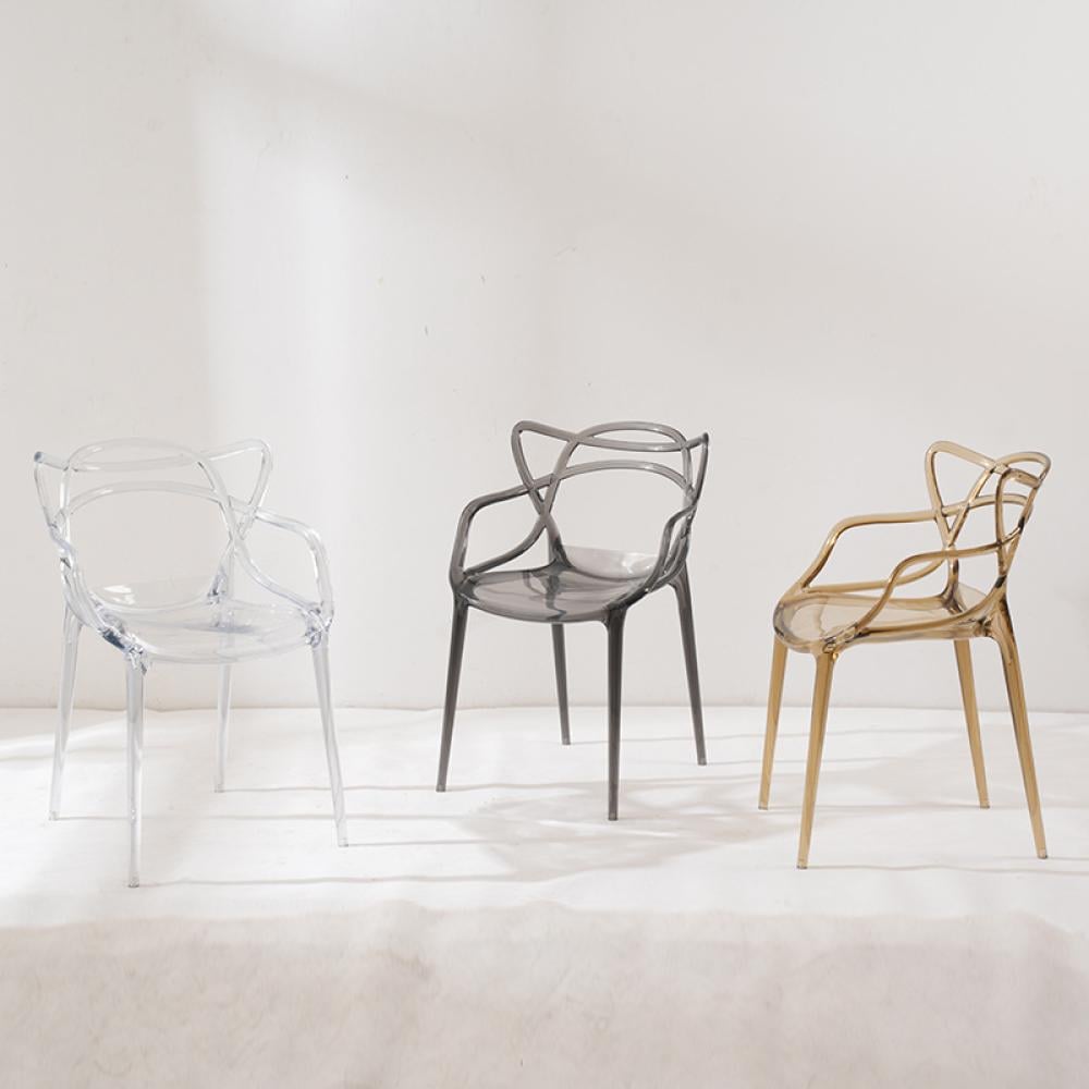 كرسي طعام عصري شفاف – تصميم إسكندنافي بفخامة خفيفة