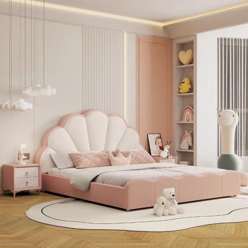 سرير أطفال وردي بتصميم بتلات الزهور – خشب صلب