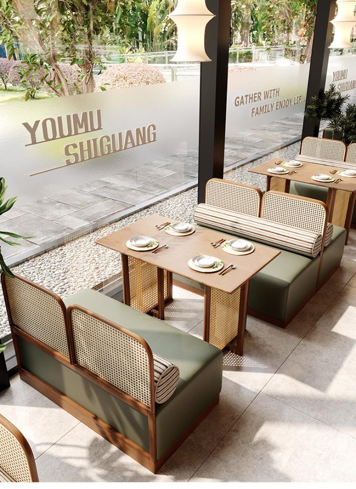 طاولات وكراسي مطاعم ا