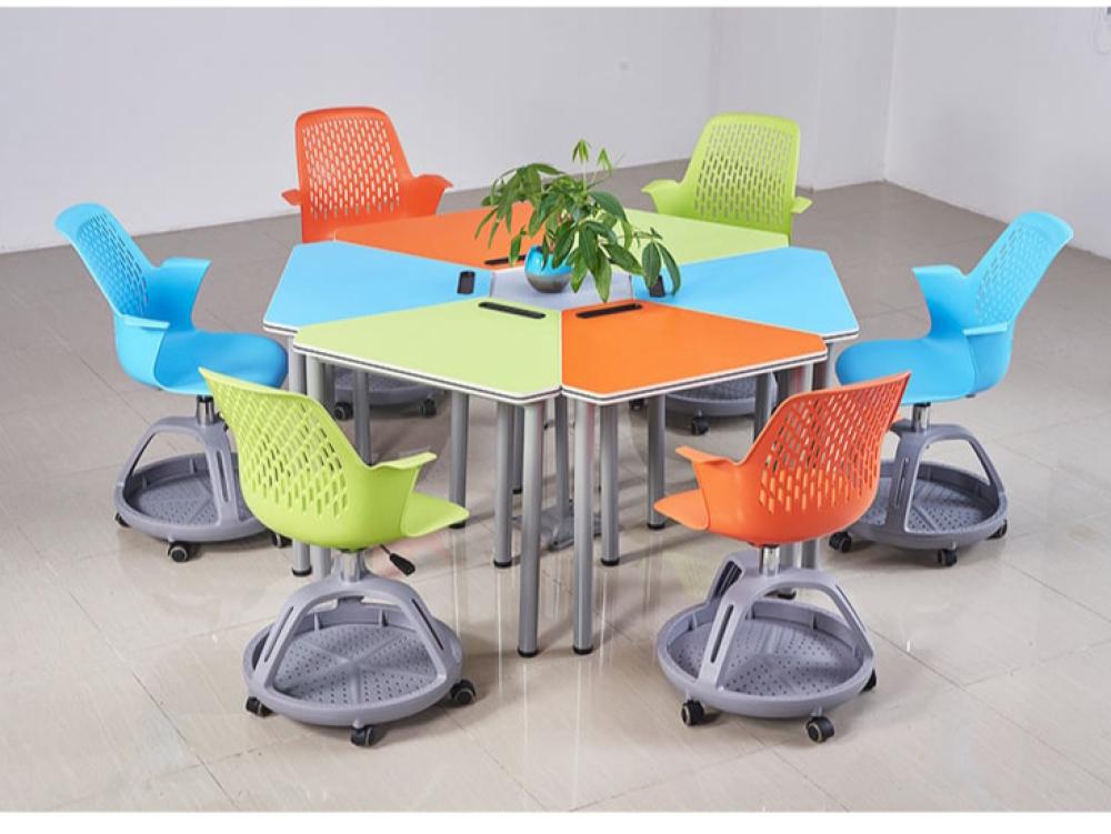 كرسي تدريب دوّار مميز