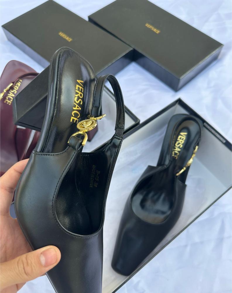 هيلز versace