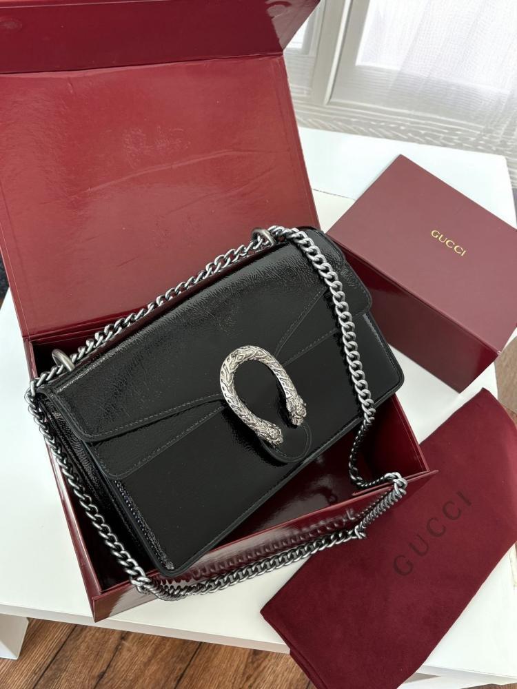 شنطة Gucci انيقة