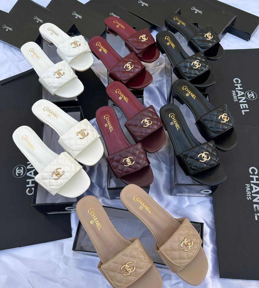 سليبر شانيل جلد طبيعي