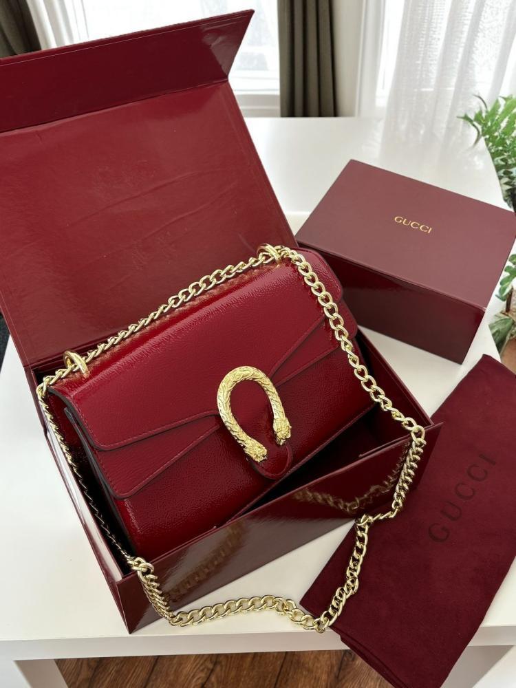 شنطة Gucci انيقة