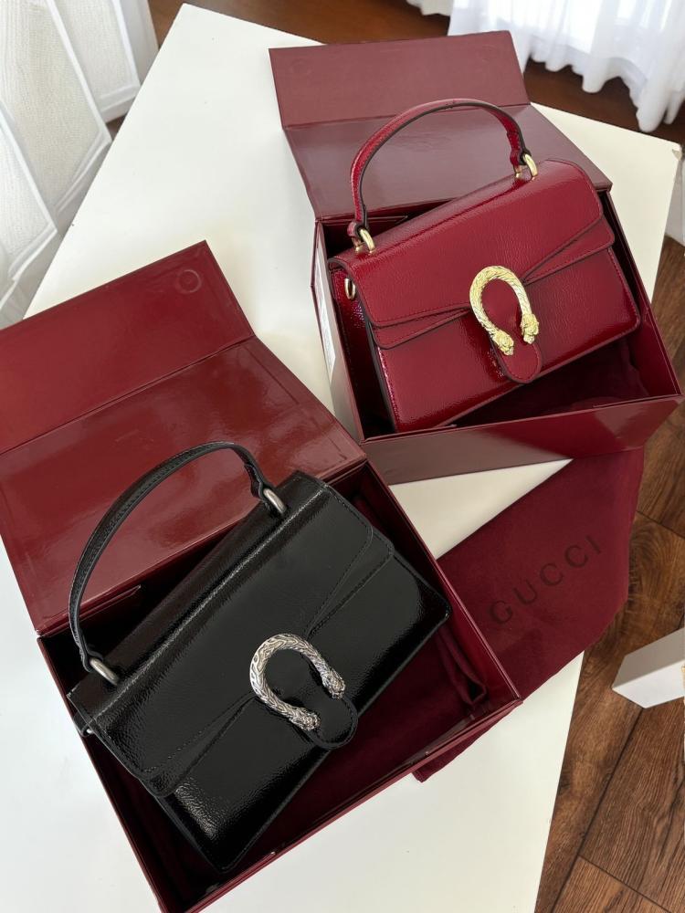 شنطة Gucci انيقة