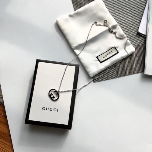 قــلادة Gucci
