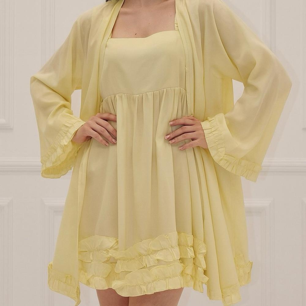 طقم نوم نسائي - روب وفستان