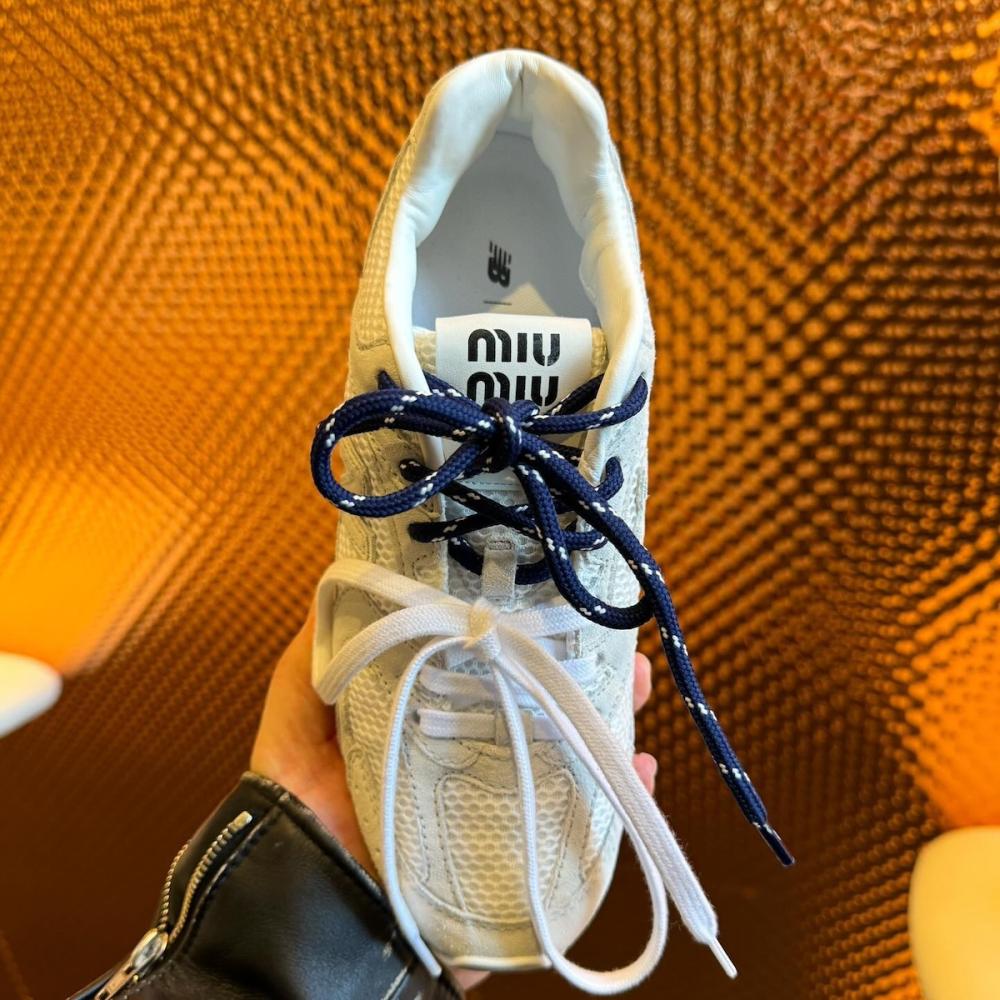 Miu miu X New Balance 530 - b3 store | b3 Miu miu X New Balance 530 - b3 store | b3