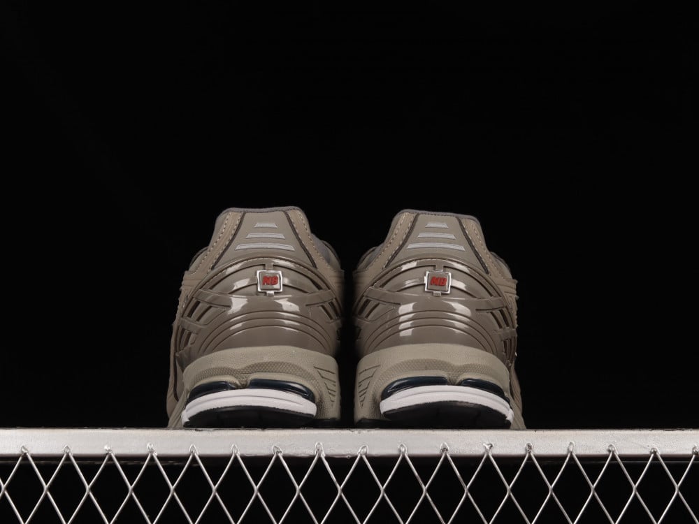 New Balance 1906