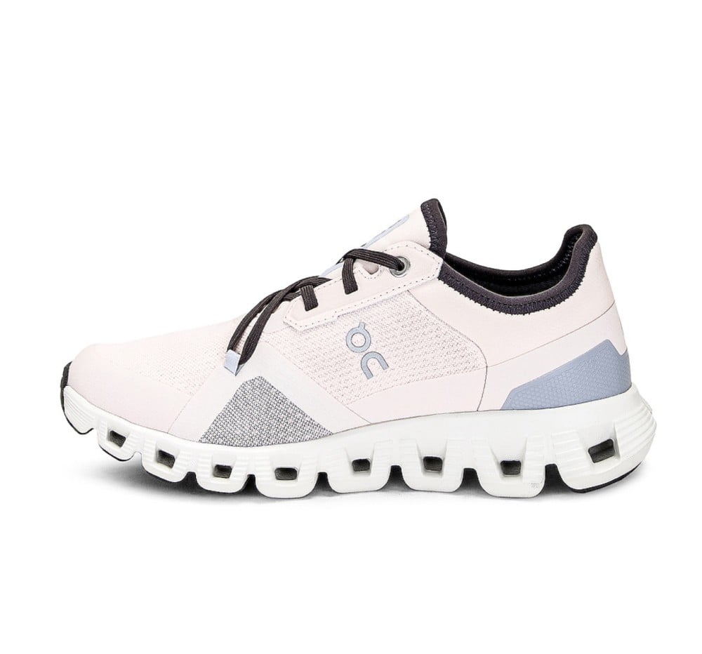 حذاء اون راننج  On Running Cloud X 3 Ad