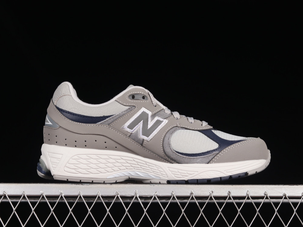 new balance 2002R x thisisneverthat