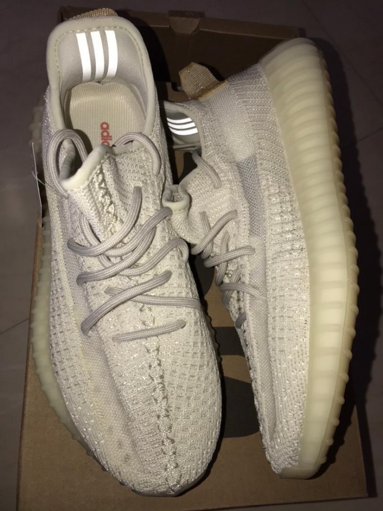 Yeezy Boost 350 V2 Light