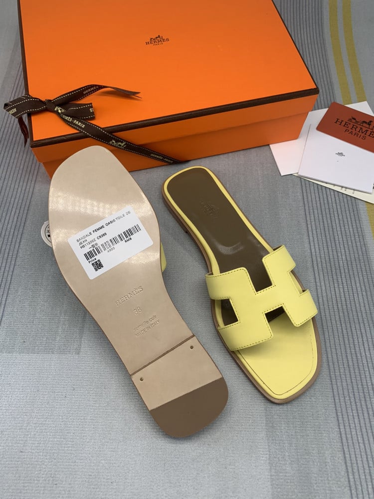 Hermes Women's Burgundy Corfou Sandal Slipper 37 Shoes Thong Flip Flop –  MAISON de LUXE